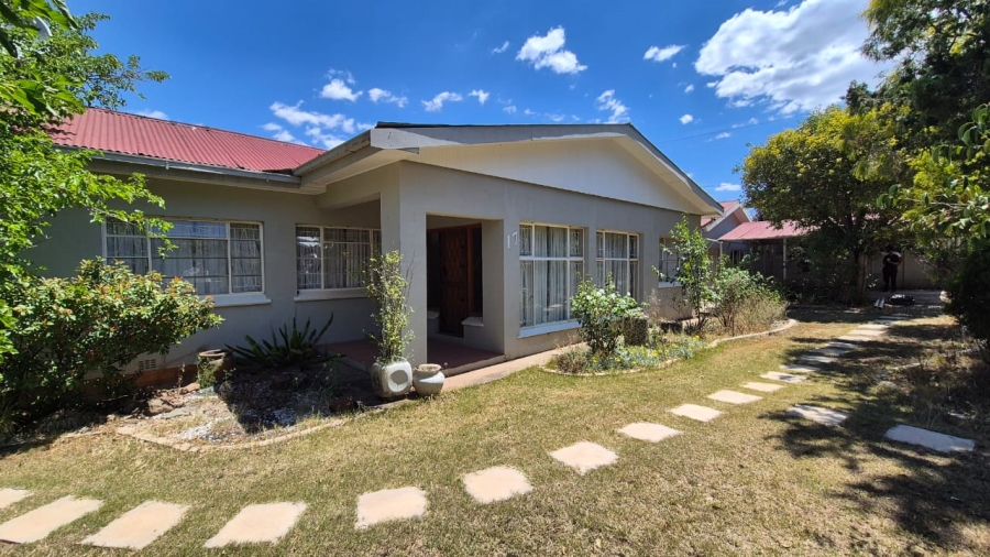 4 Bedroom Property for Sale in Bergsig Eastern Cape